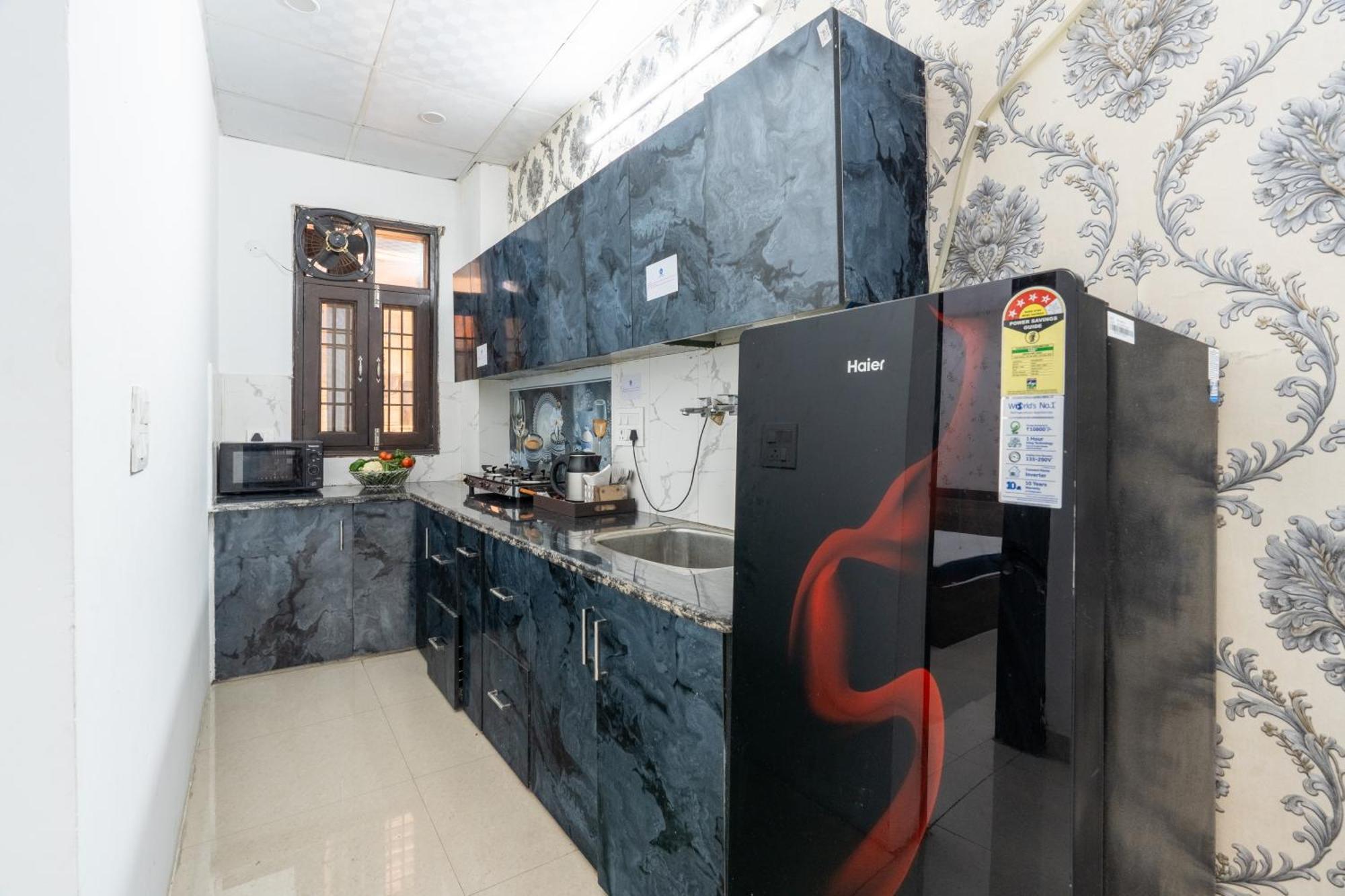Appartamento Homlee-Vintage 2Bhk-Ndls-Lift-Bharat Mandapam Nuova Delhi Esterno foto