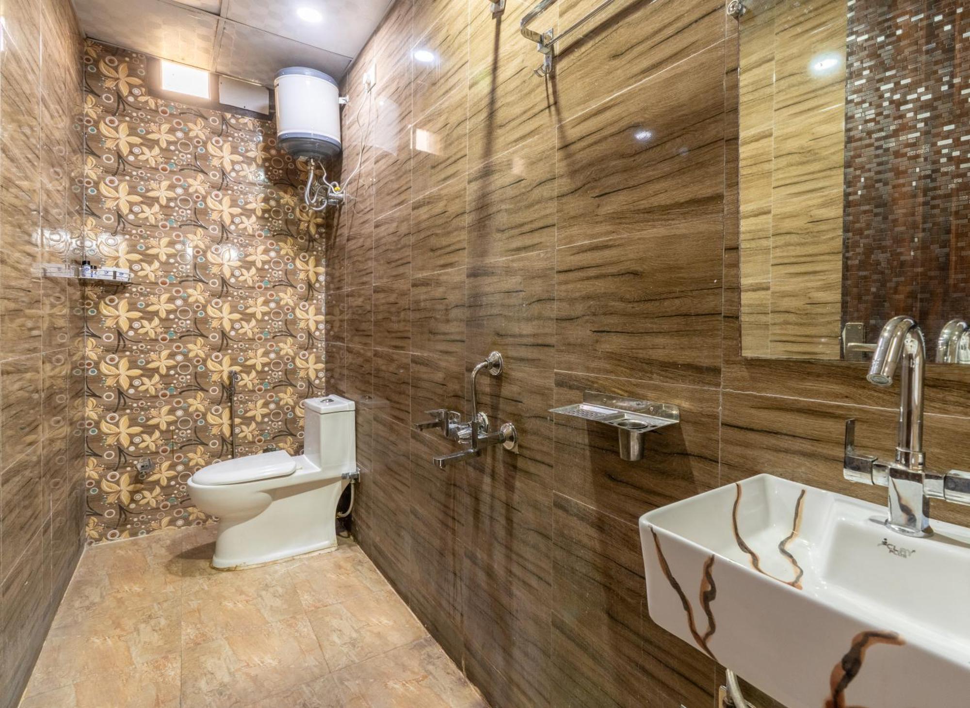 Appartamento Homlee-Vintage 2Bhk-Ndls-Lift-Bharat Mandapam Nuova Delhi Esterno foto