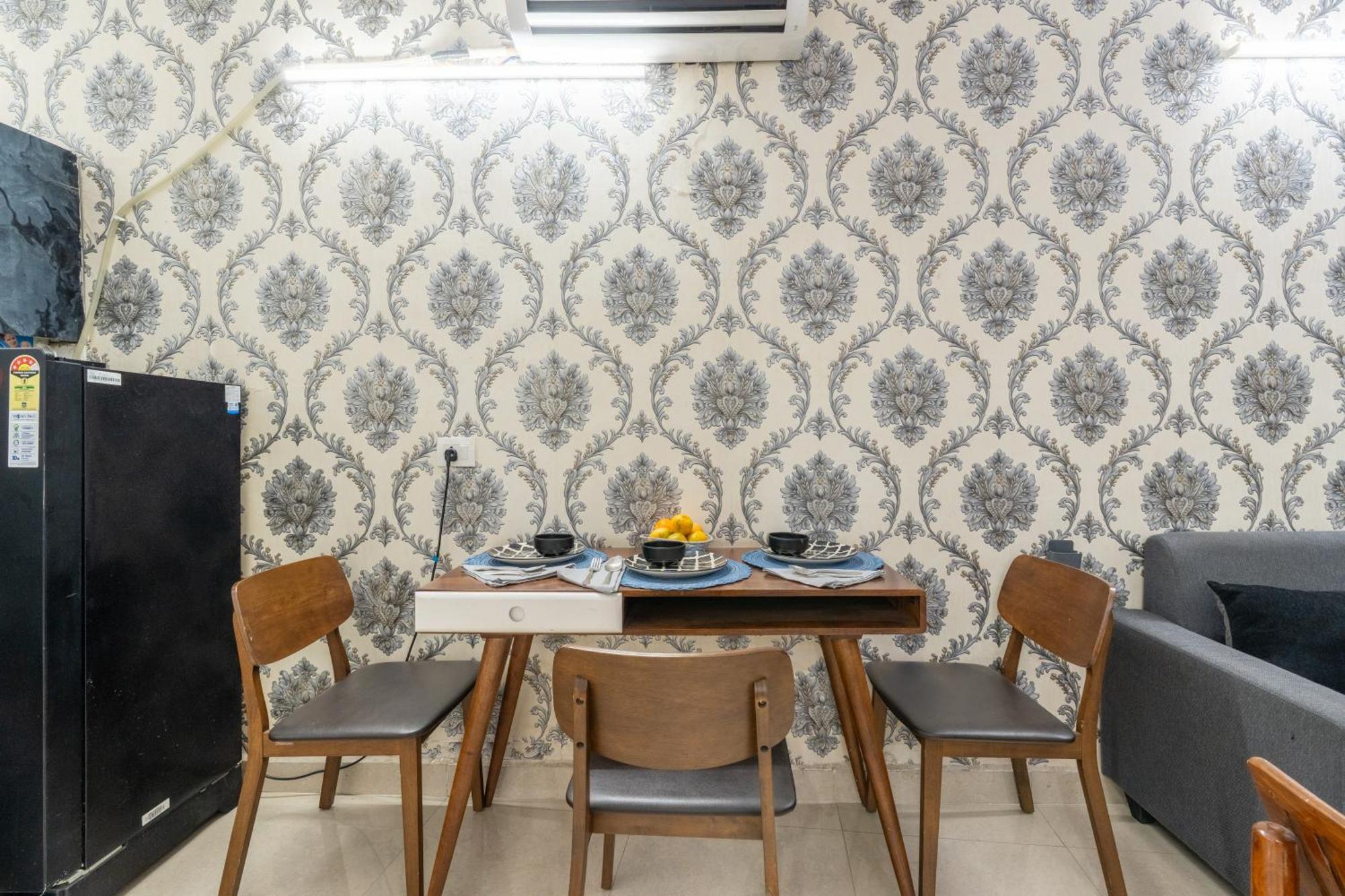 Appartamento Homlee-Vintage 2Bhk-Ndls-Lift-Bharat Mandapam Nuova Delhi Esterno foto